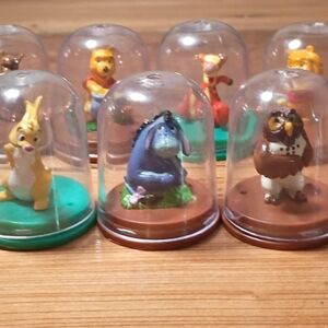 Vintage 2" Winnie The Pooh Figures In Plastic Domes